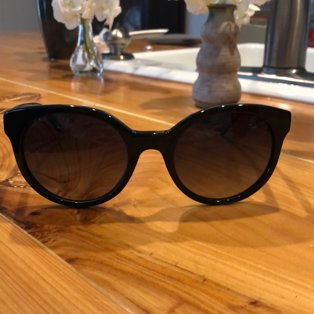 Tory Burch cat eye black sunglasses
